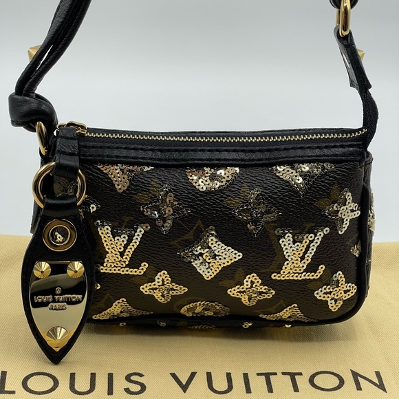 Louis Vuitton Eclipse Mini Pochette Wristlet Limited Edition Sequins Rare Clutch - Picture 14 of 15